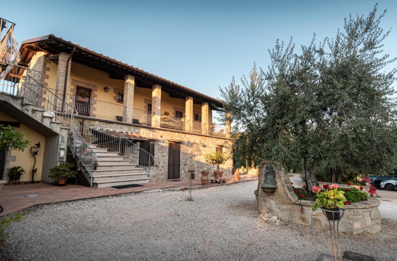 Agriturismo La Rocca Assisi Petrignano Exterior foto